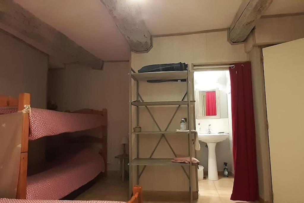 Holiday home Les Granges Dans Ferme Provencale. 14 Pers Ongles